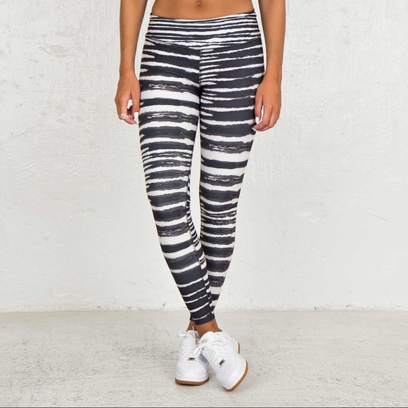 Nike Legend 2.0 Tiger Tight Pant Medium - Picture 2 of 13